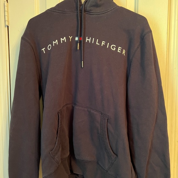 Tommy Hilfiger sweatshirt - Picture 1 of 3